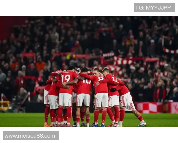 英超精彩对决曼联主场大胜里昂展现强大实力