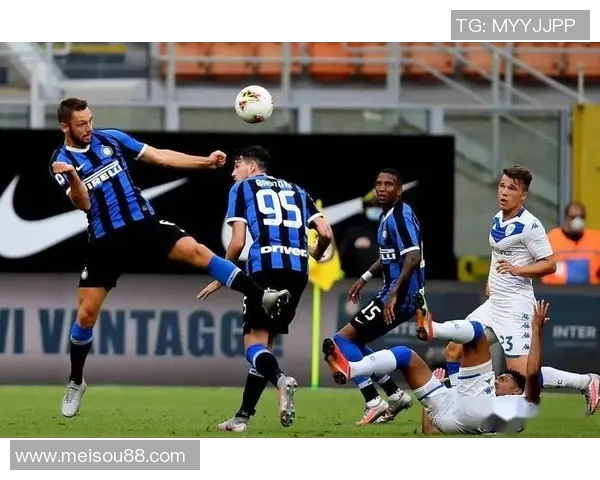 西甲激战：里昂与国米鏖战至平局点球大战引发全场热潮